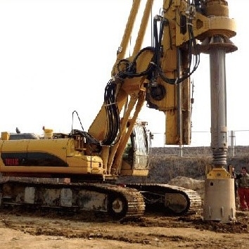 TR280 회전식 시추기는 토대 드릴링을 위한 맥스 깊이 85m으로 원래 CAT336D에 장착했습니다
