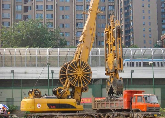 공사 261KW 굴삭기 격막벽 기계